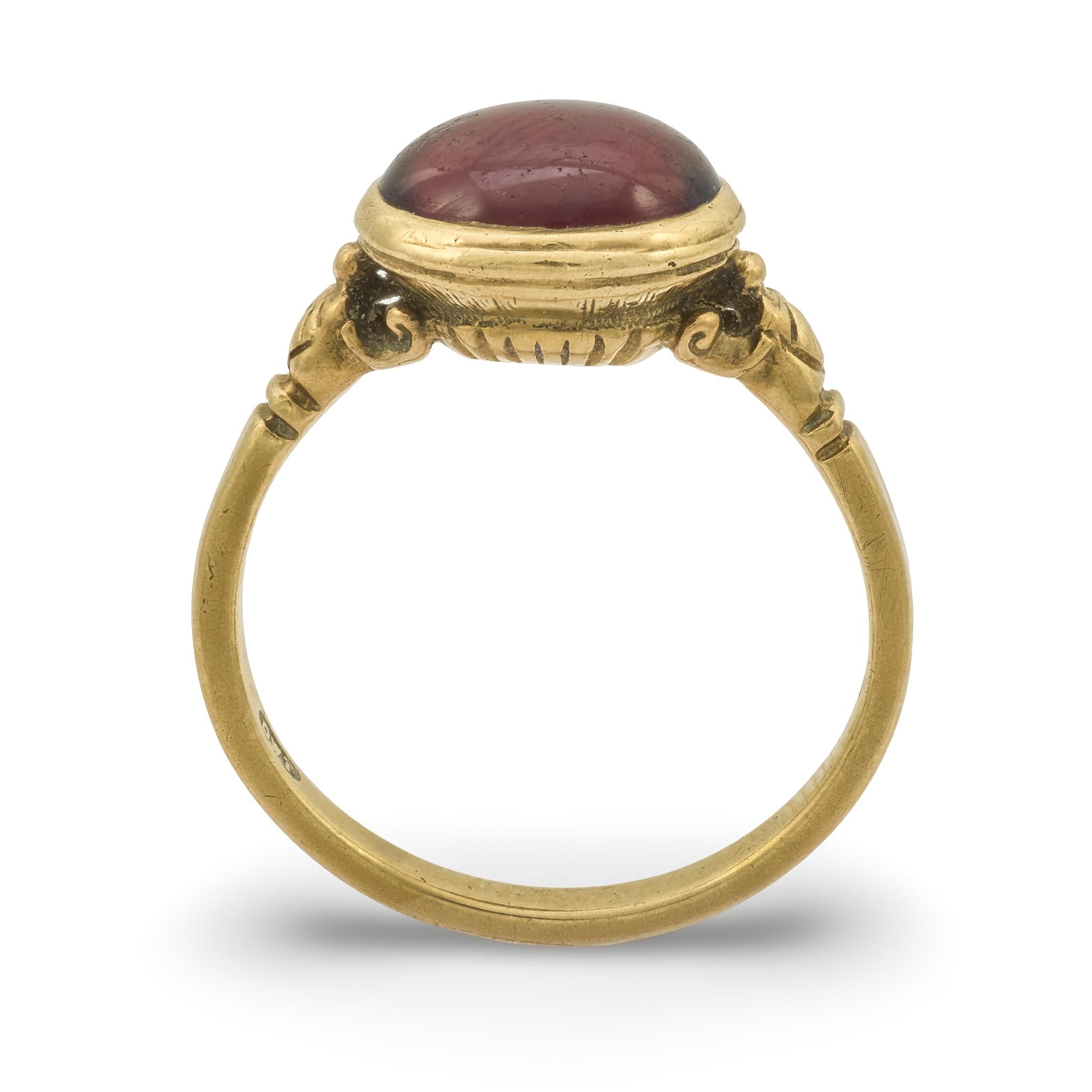 Art Deco English 9k Garnet Ring