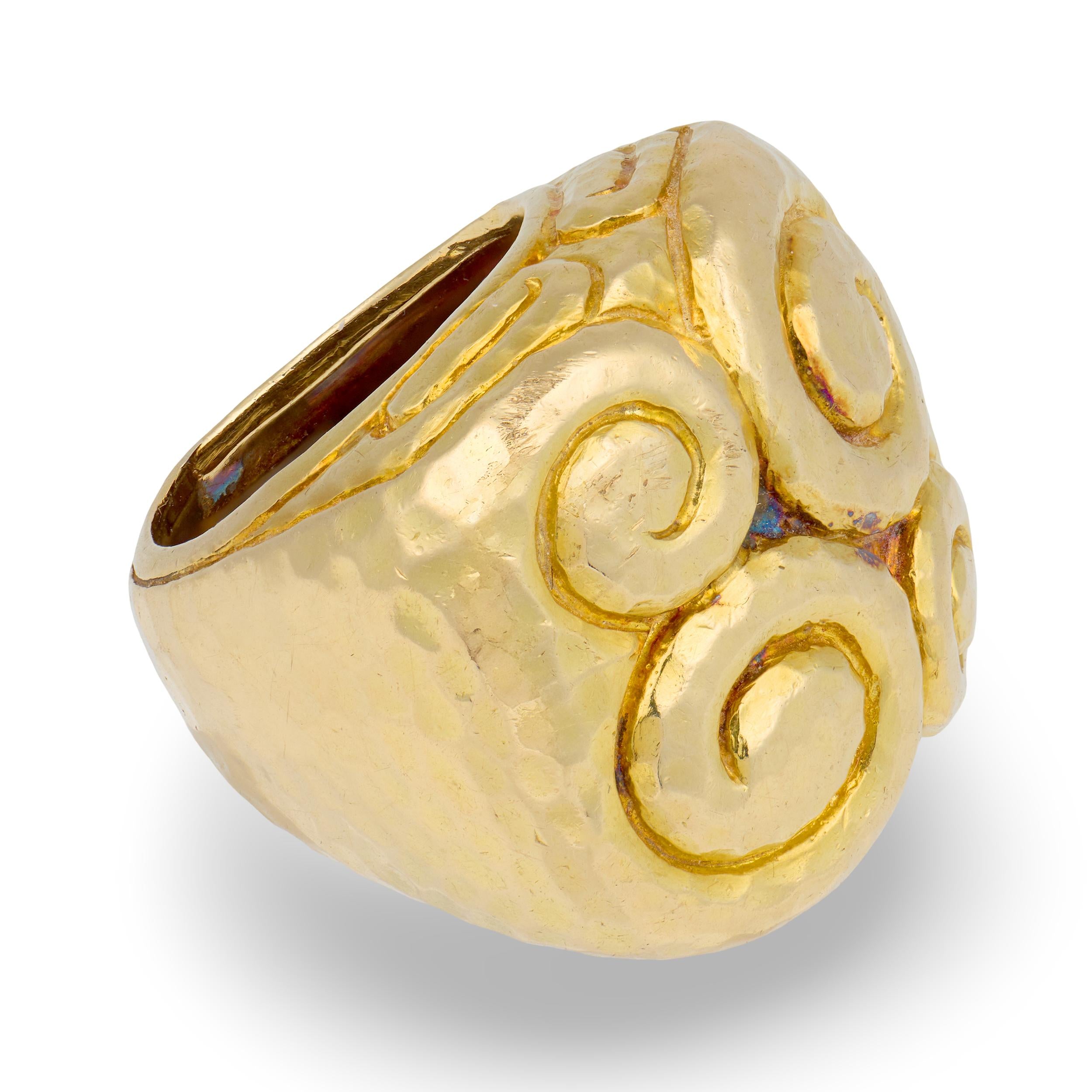 DAVID WEBB Estate 18k Hammered Gold Swirl Ring