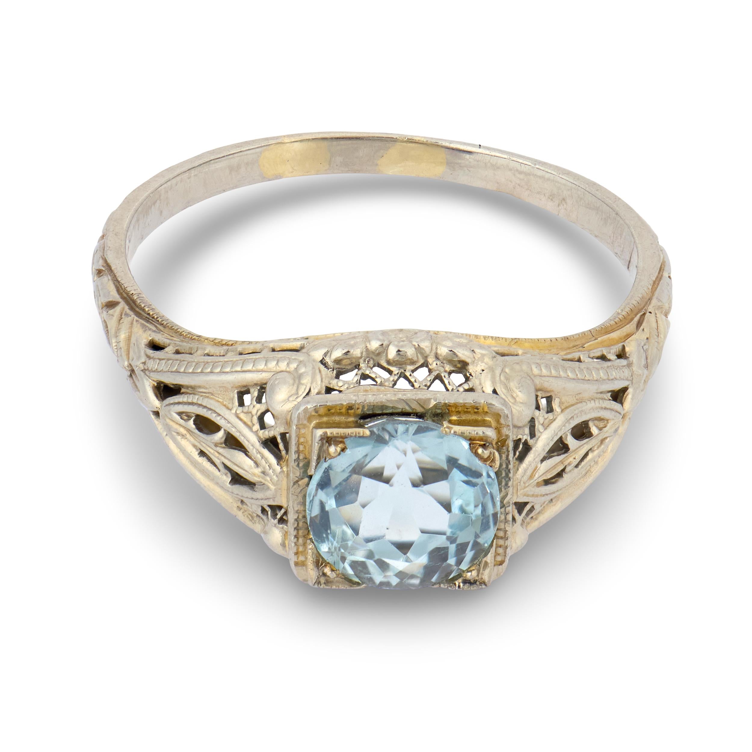 Art Deco 18k Aqua Ring