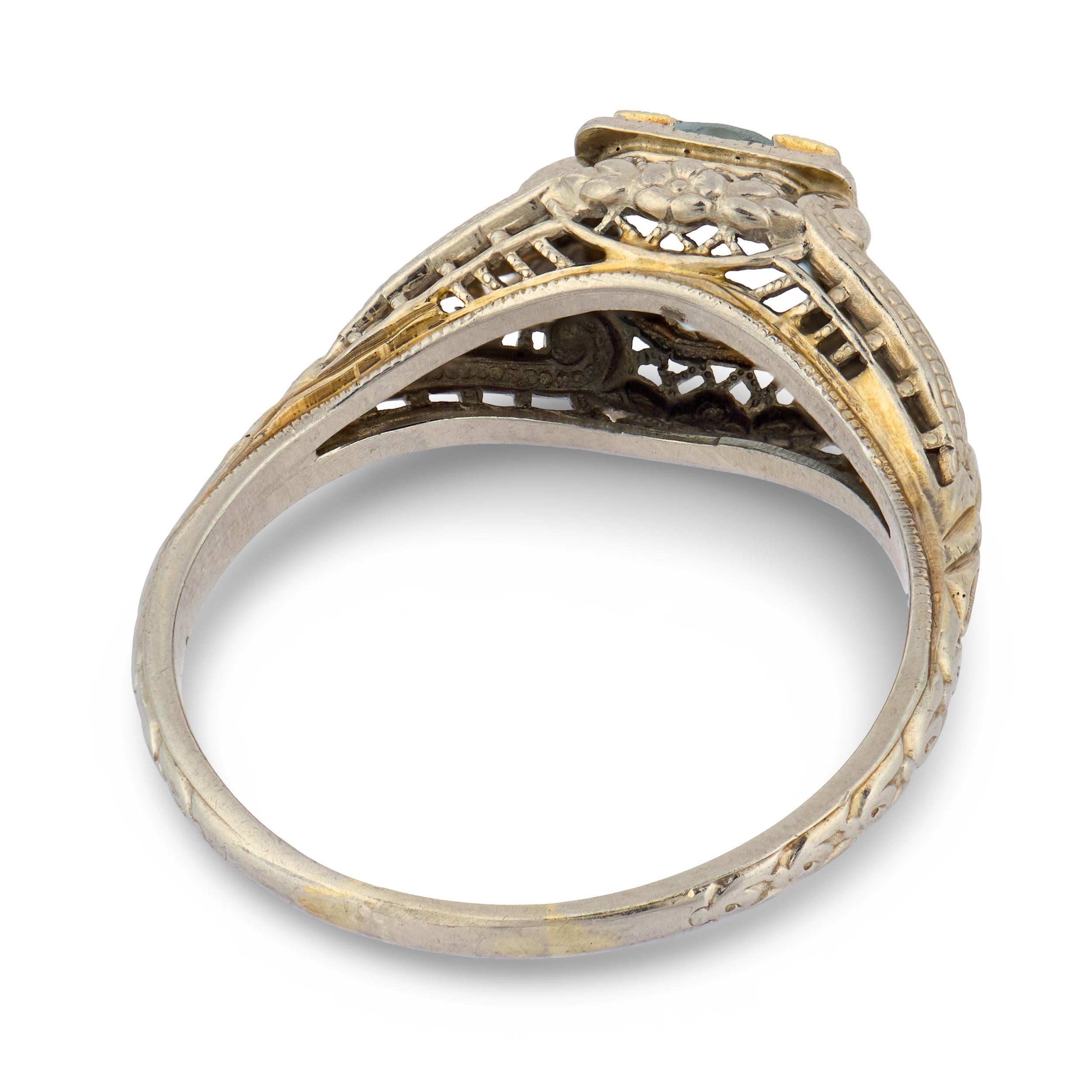 Art Deco 18k Aqua Ring