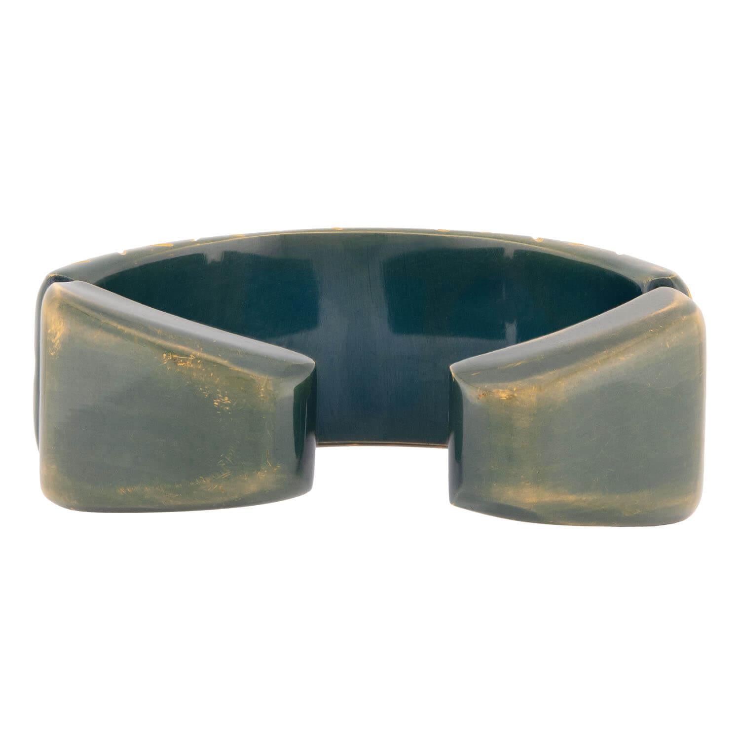 Retro Bakelite Carved Clamper and Link Bracelet Set