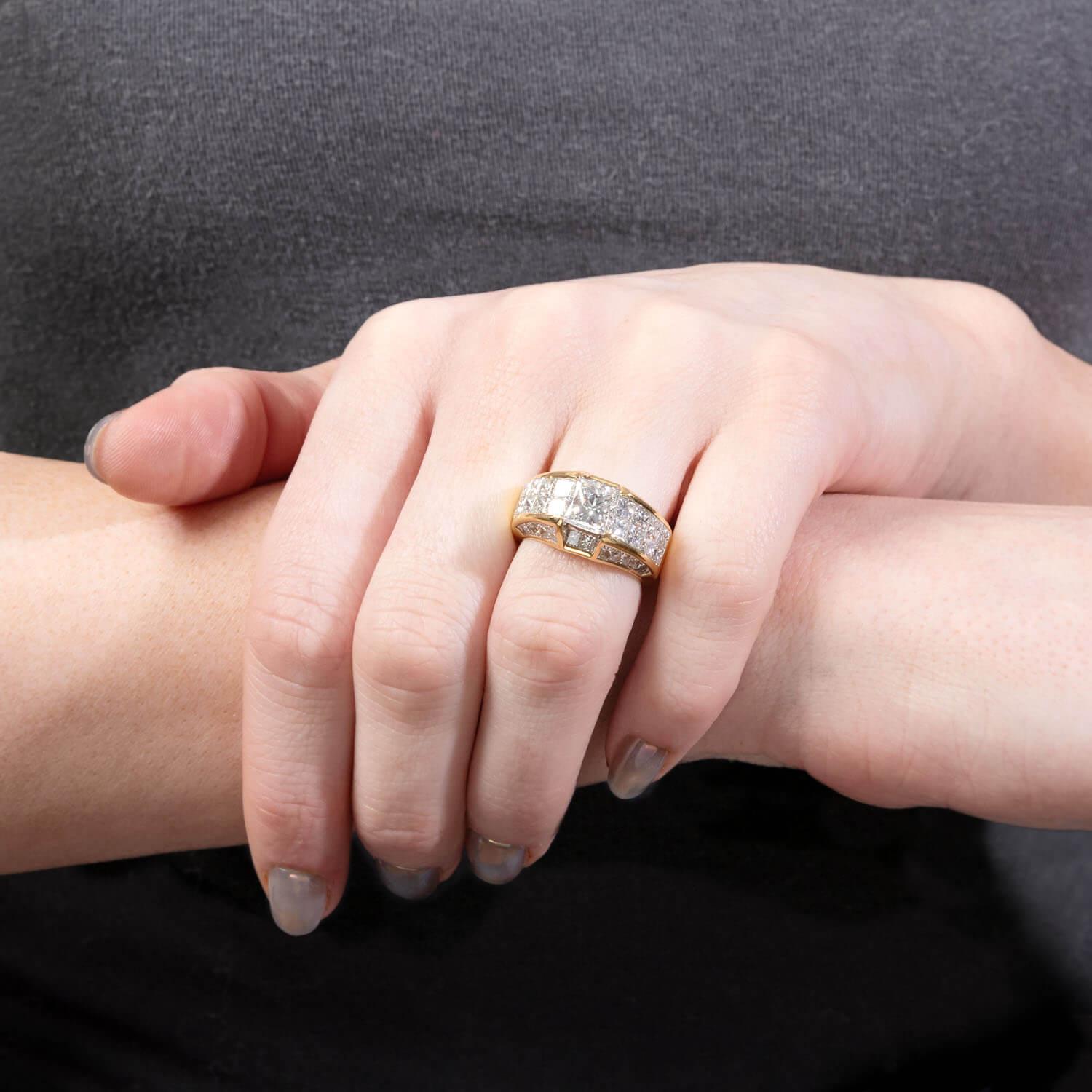 Estate 18k Diamond Statement Ring