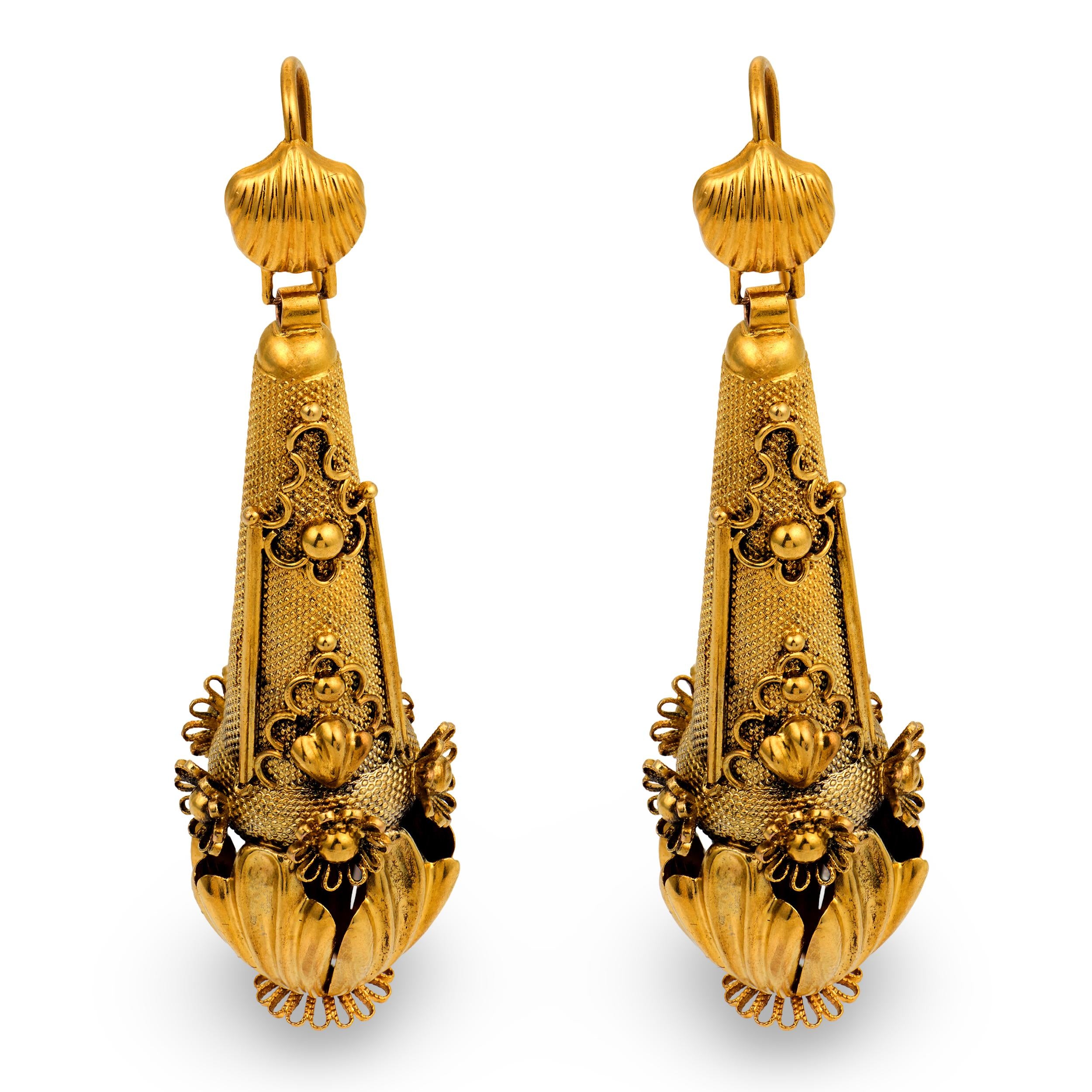 Victorian 15k Etruscan Dangle Earrings