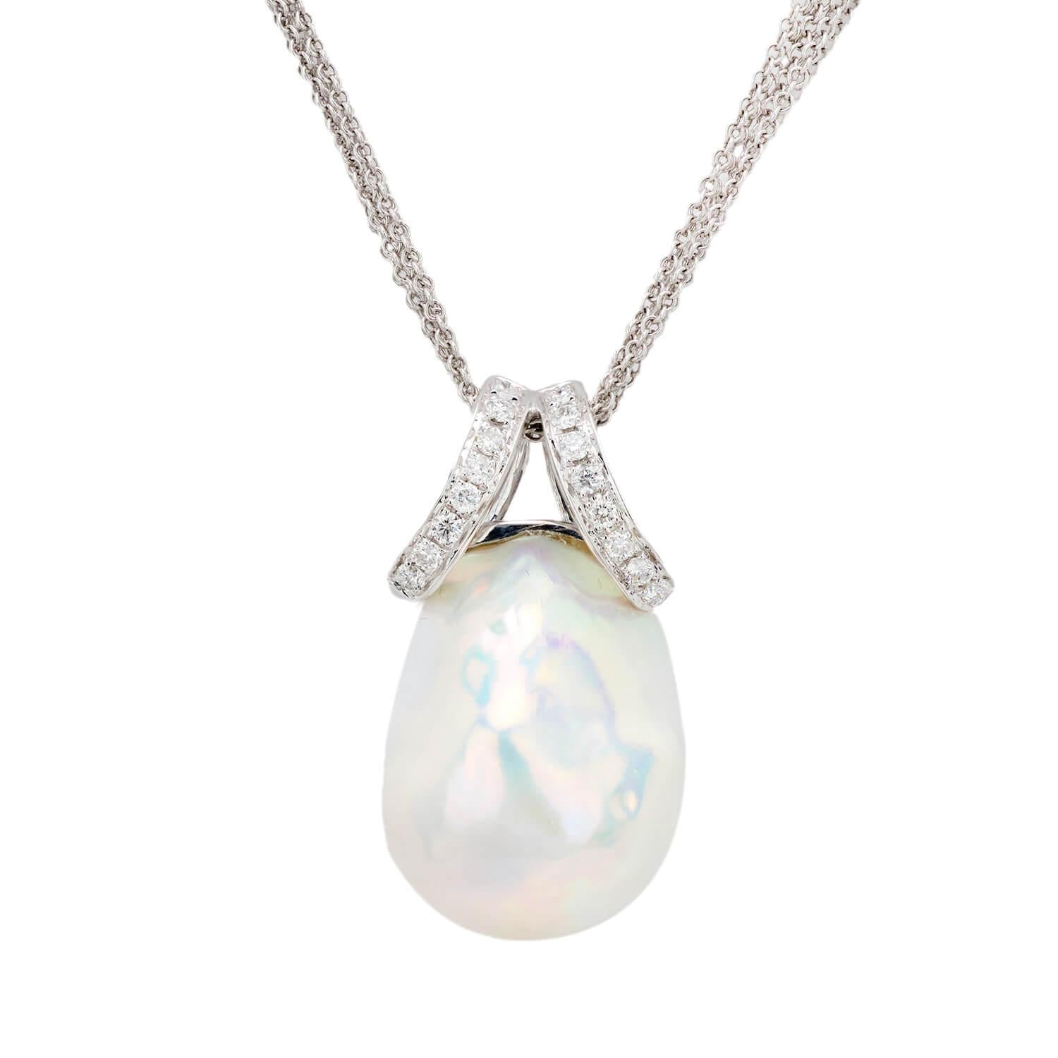 Estate 18k Pearl and Diamond Pendant Necklace
