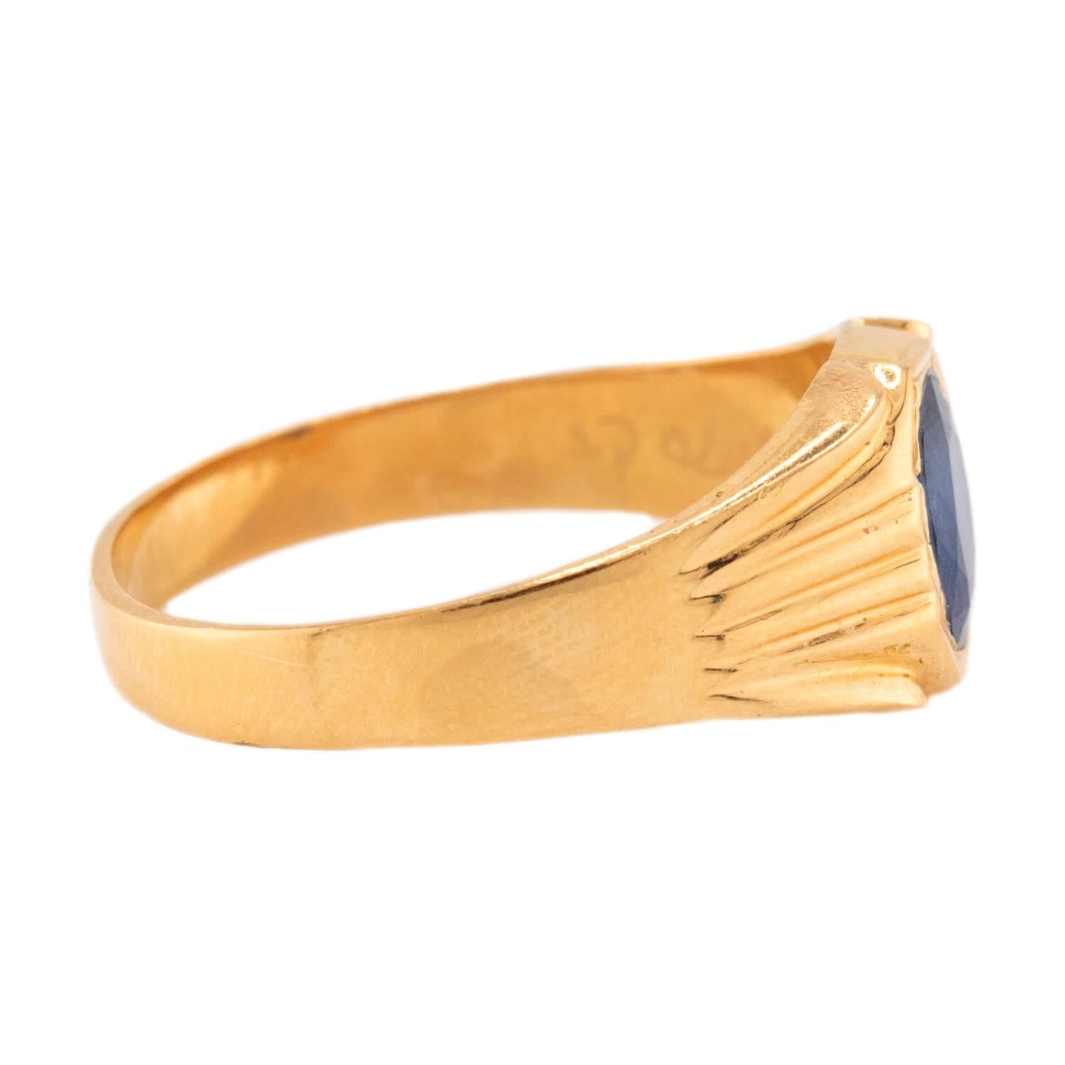 GRT JEWELS Estate Indian 22k Sapphire Ring