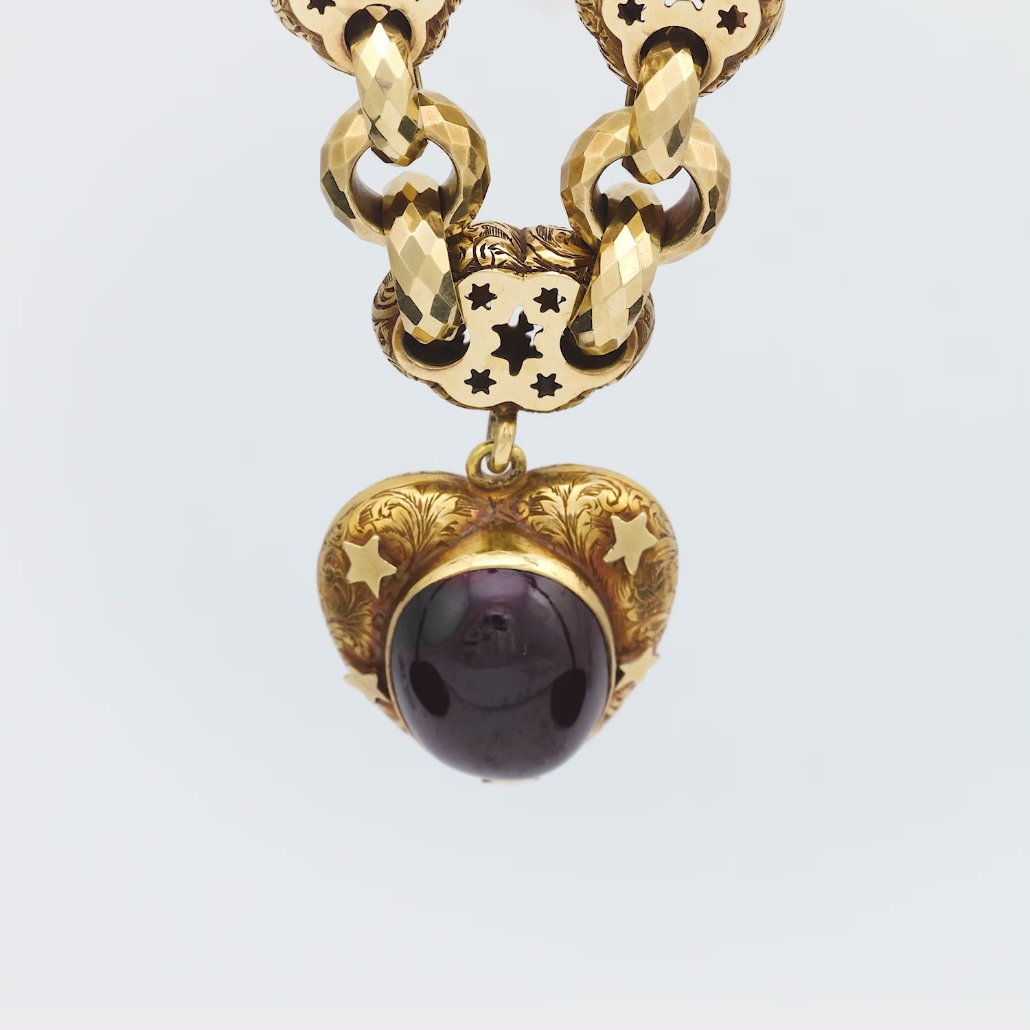 Georgian 15k Repoussé Garnet Heart-Motif Locket Bracelet