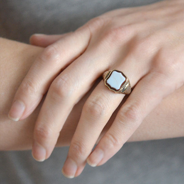 Victorian 10K Agate Signet Locket Ring
