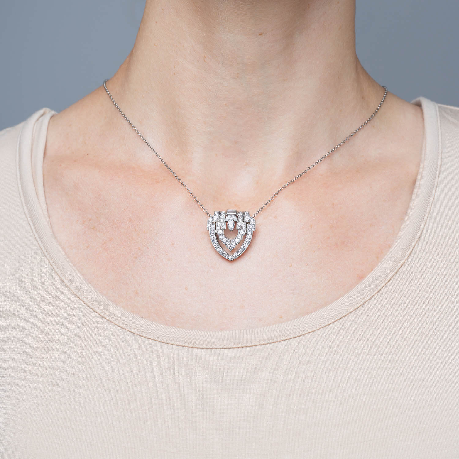 YARD Art Deco Platinum Diamond Encrusted Fur Clip 1.25ctw