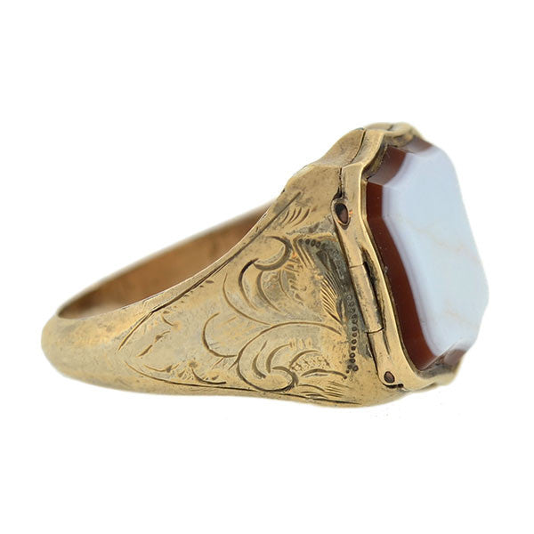 Victorian 10K Agate Signet Locket Ring