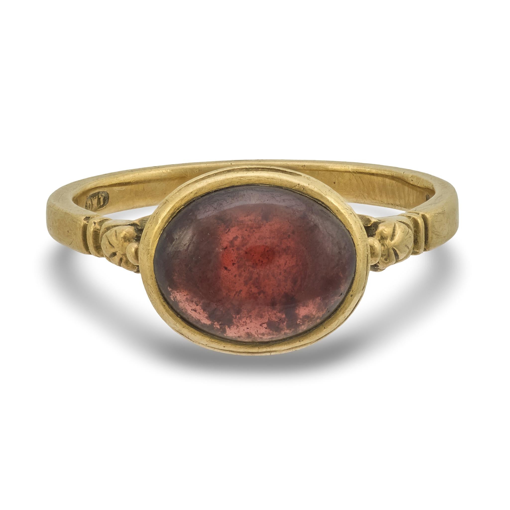 Art Deco English 9k Garnet Ring