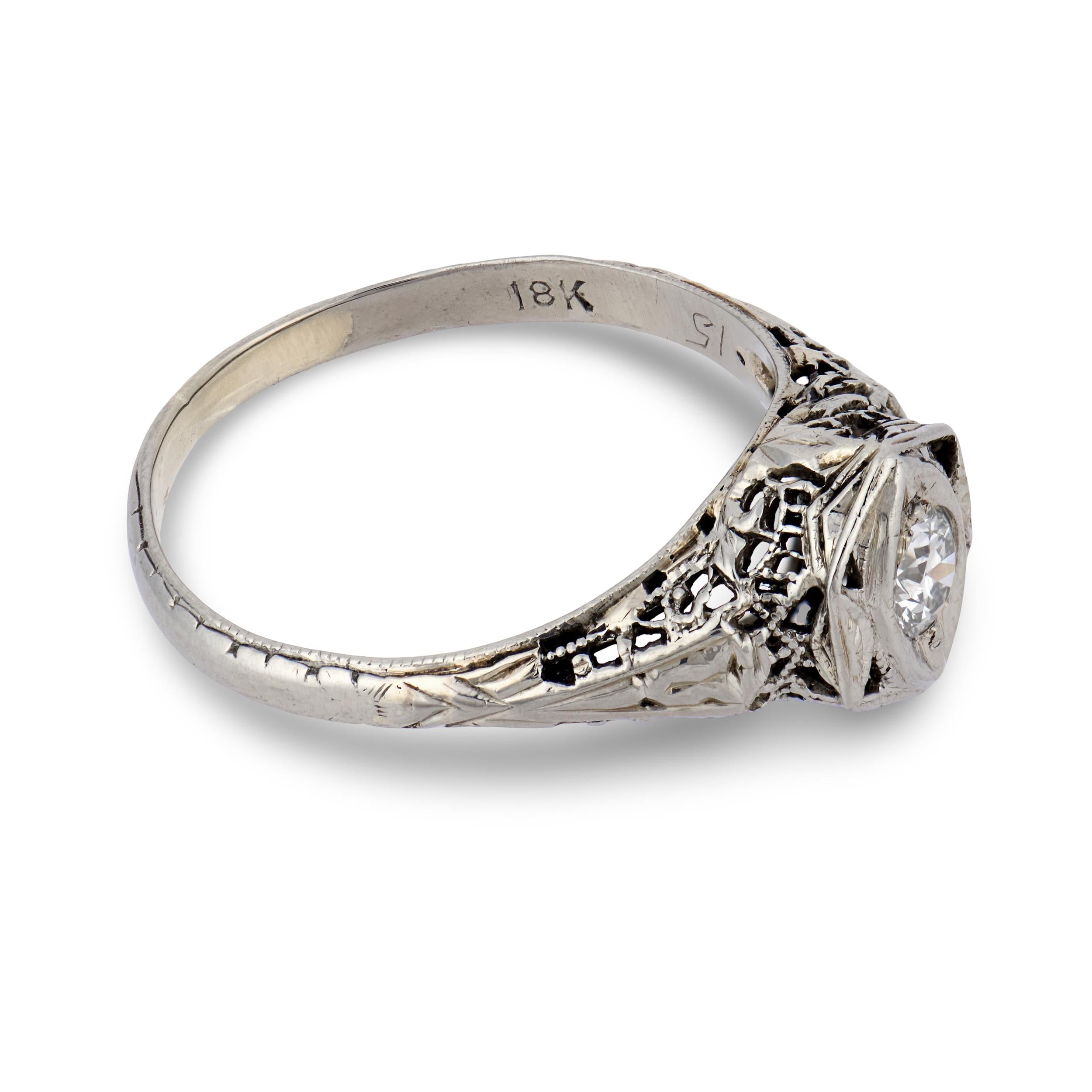 Art Deco 18k Diamond Engagement Ring .20ct