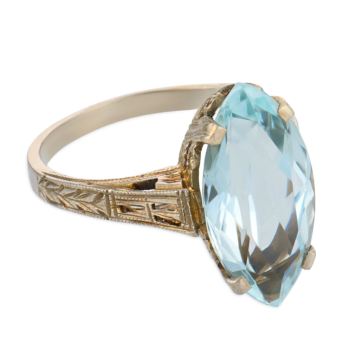 Art Deco 18k Aqua Ring