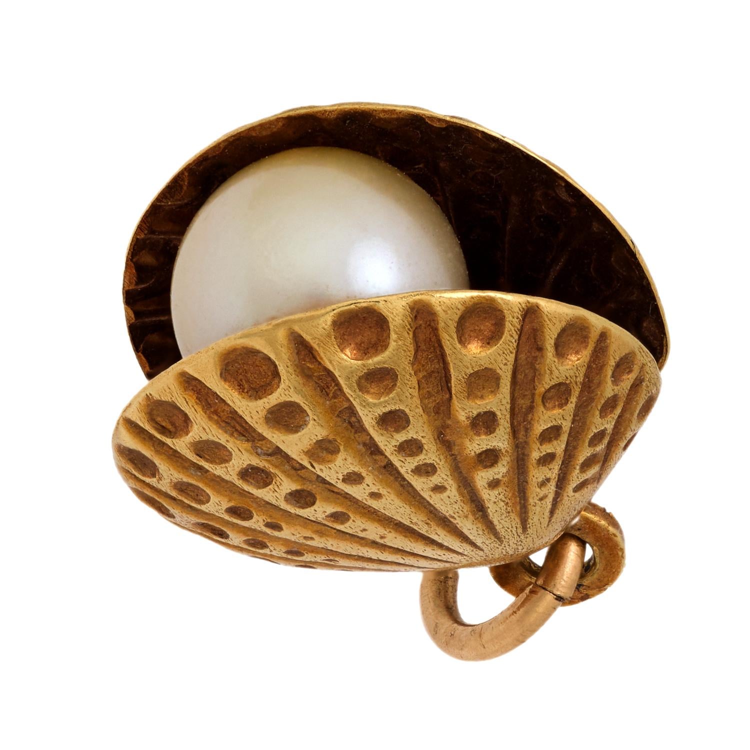 Retro 14k Pearl Clam Pendant/Charm