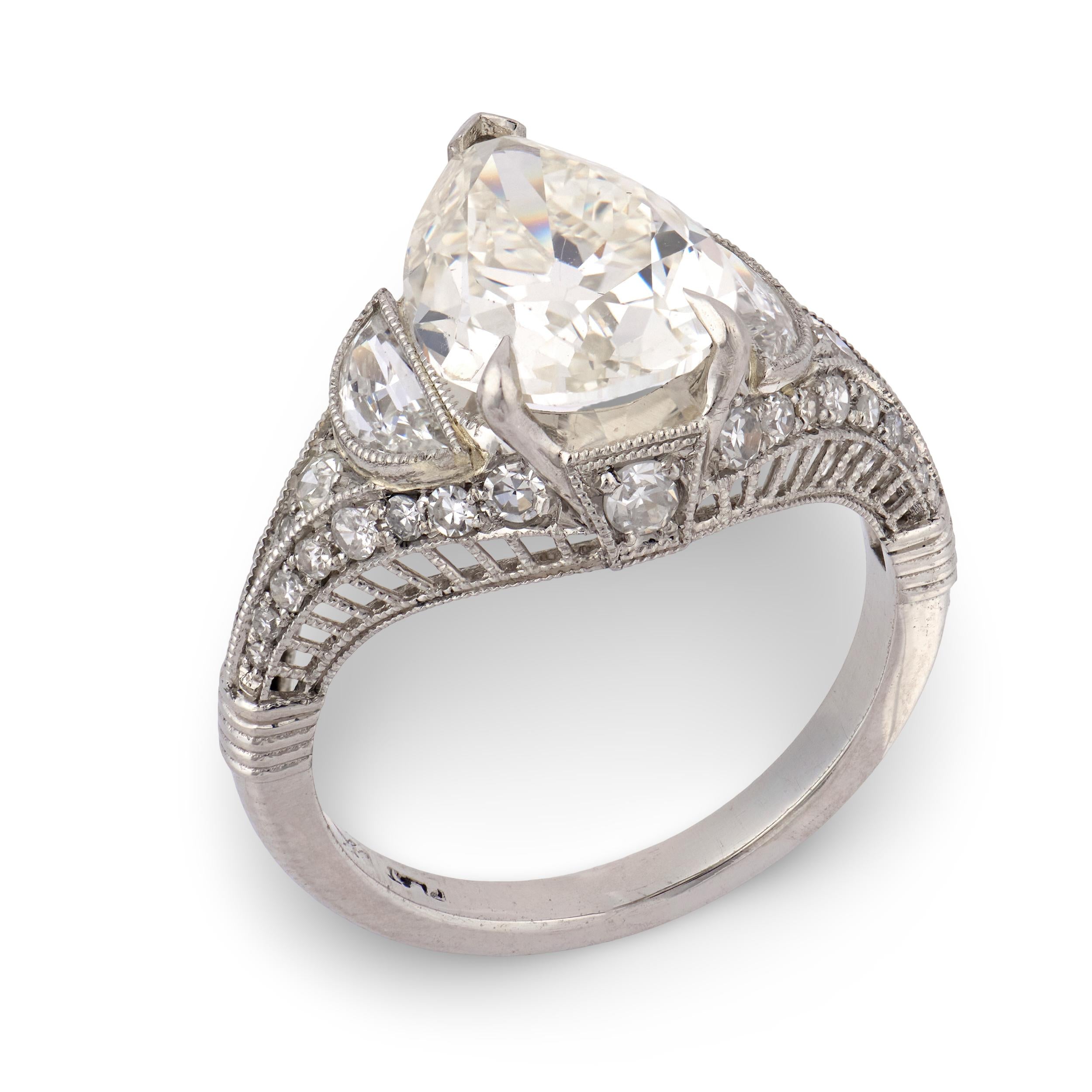 Art Deco Platinum Diamond Engagement Ring 2.60ct