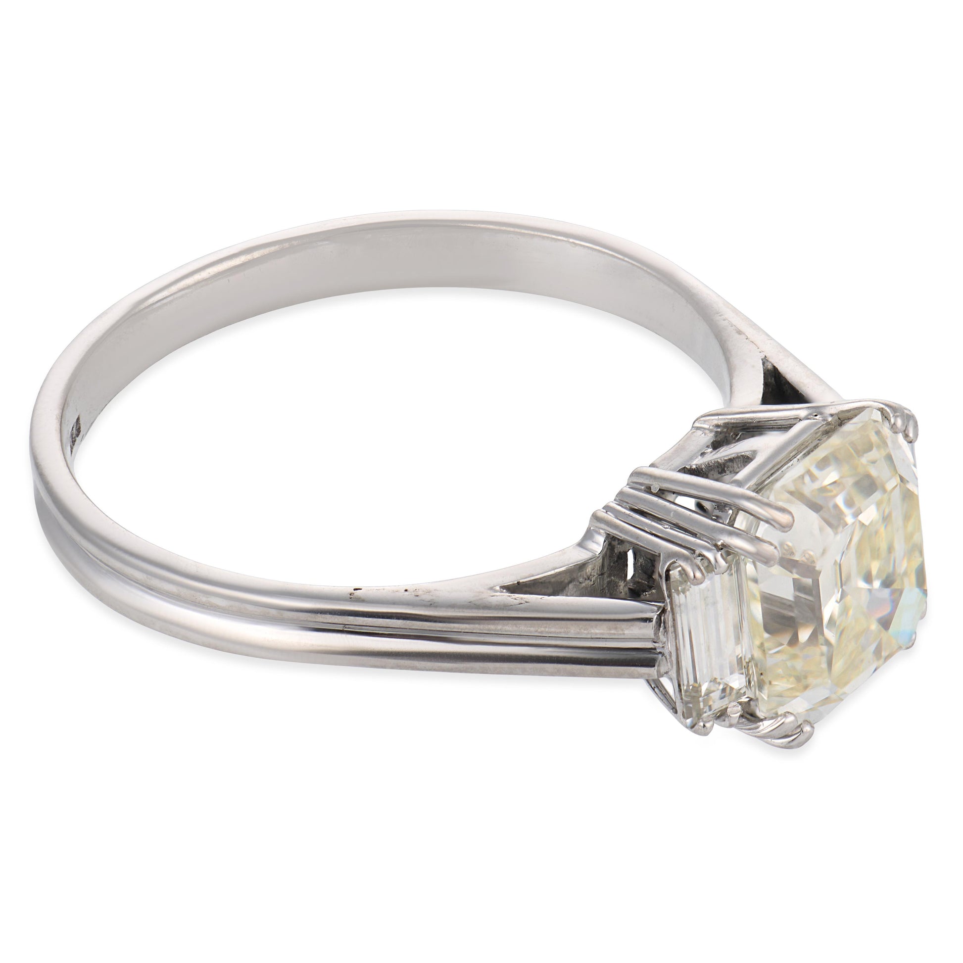 Art Deco 18k Diamond Engagement Ring 2.37ct