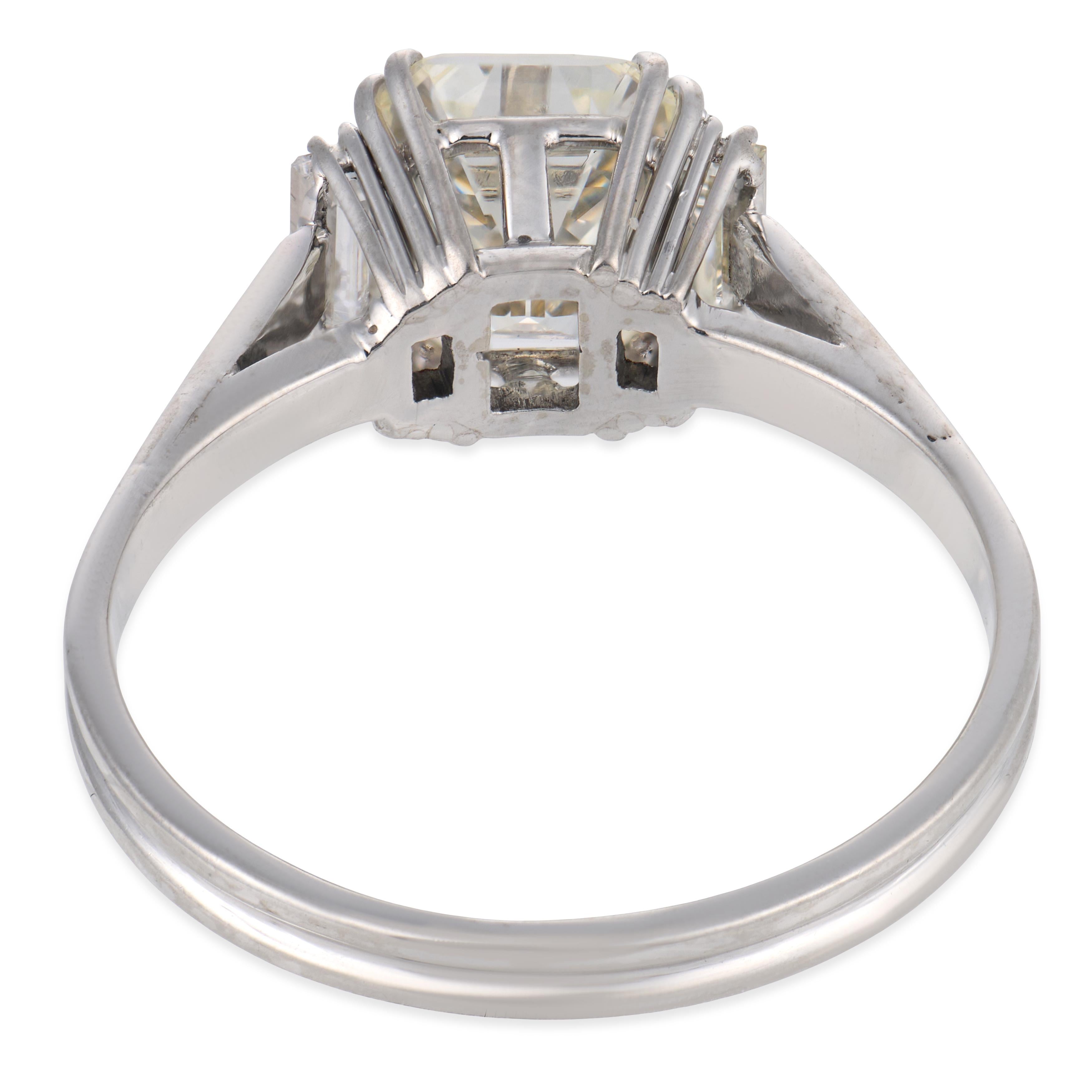 Art Deco 18k Diamond Engagement Ring 2.37ct