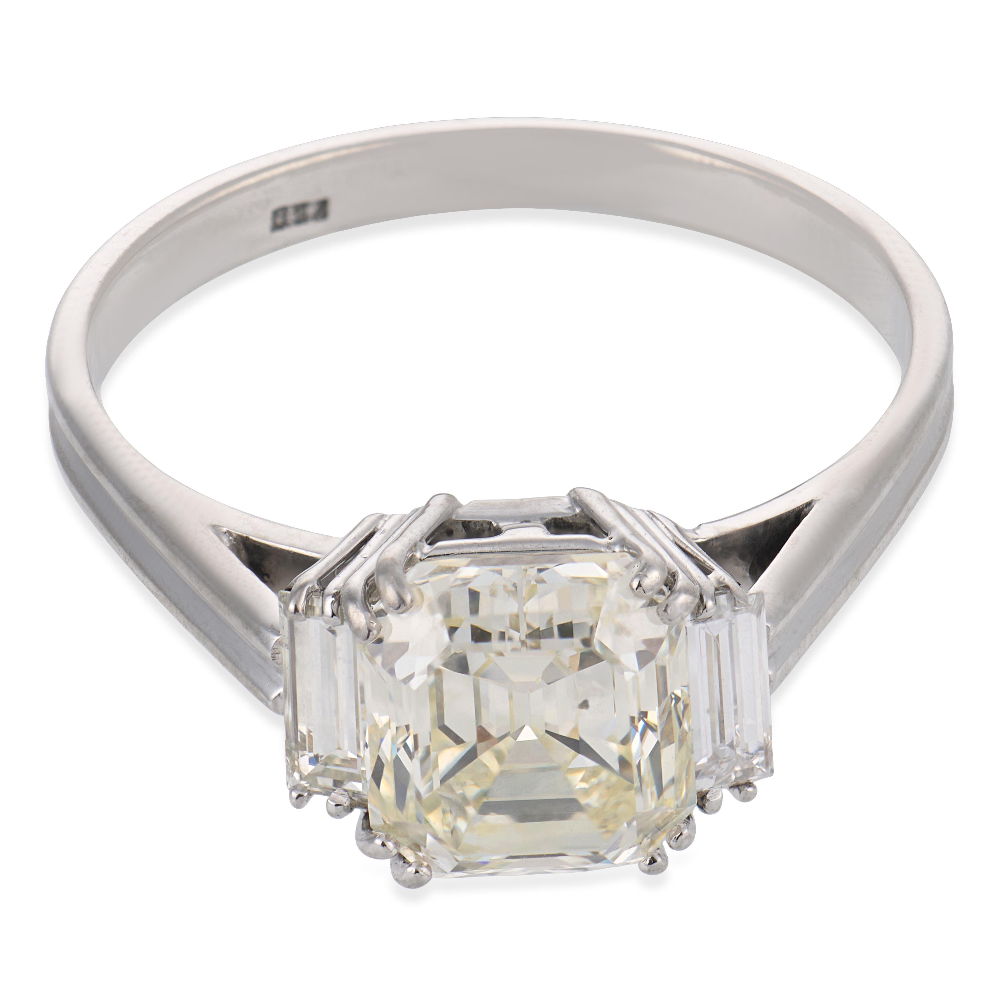 Art Deco 18k Diamond Engagement Ring 2.37ct