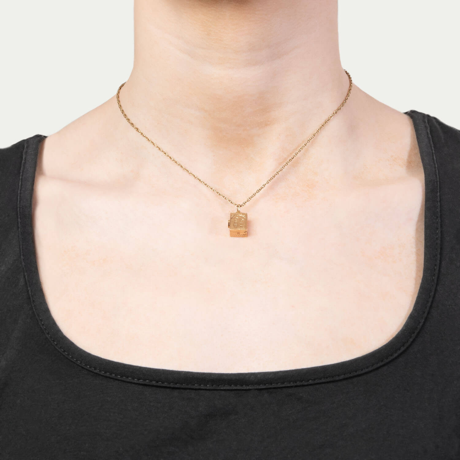 Victorian 14k "Hope Chest" Charm/Pendant