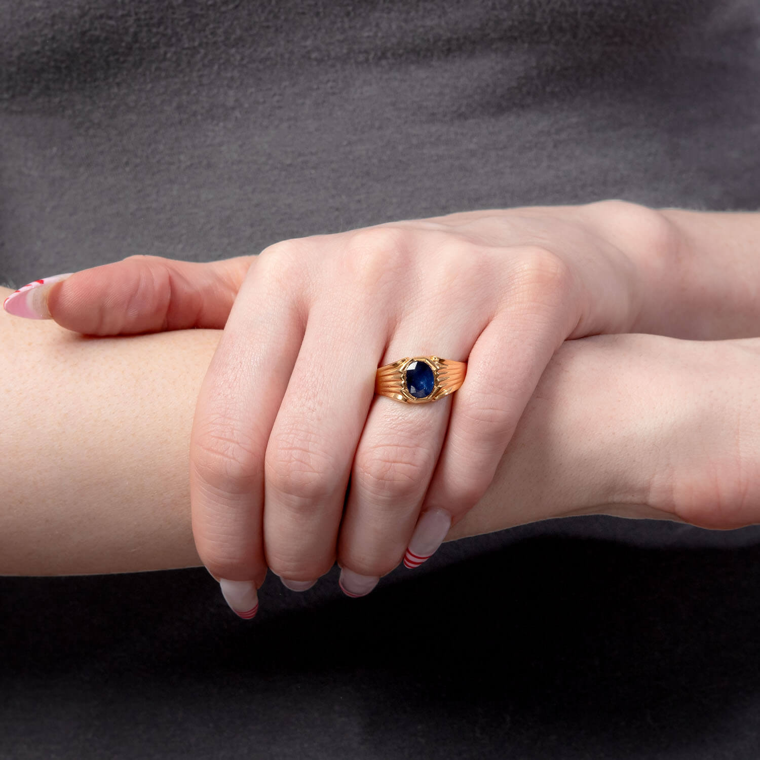 GRT JEWELS Estate Indian 22k Sapphire Ring