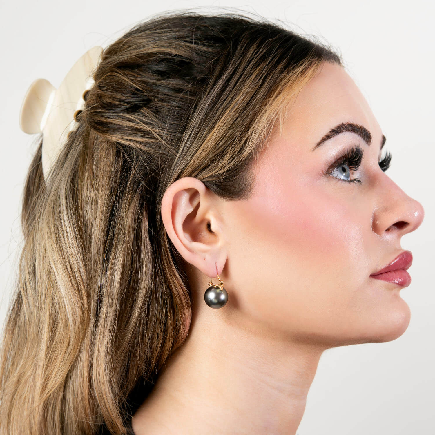 Estate 14k Black Tahitian Pearl Earrings 14mm