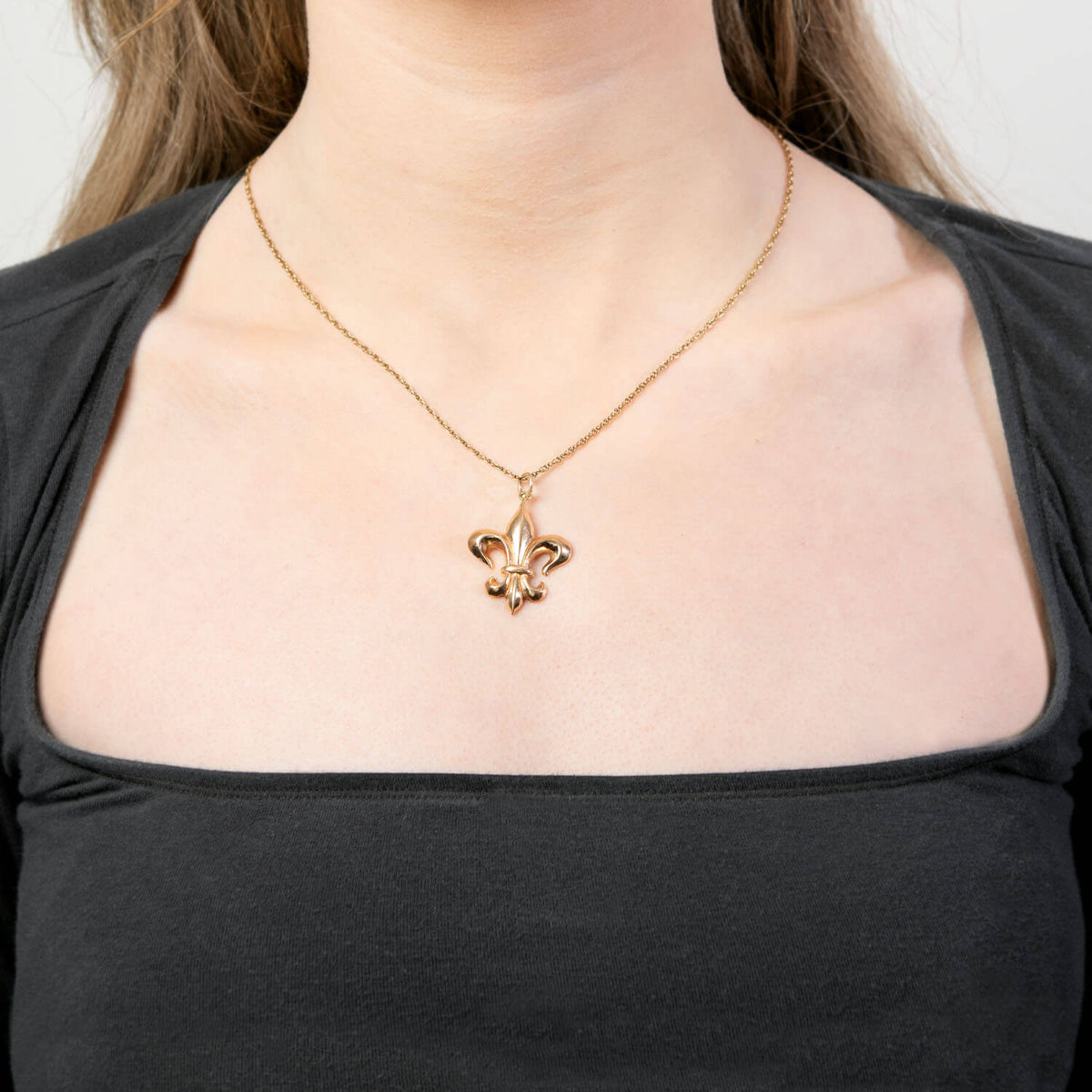 Art Nouveau 14k Fleur-De-Lis Pendant/Charm