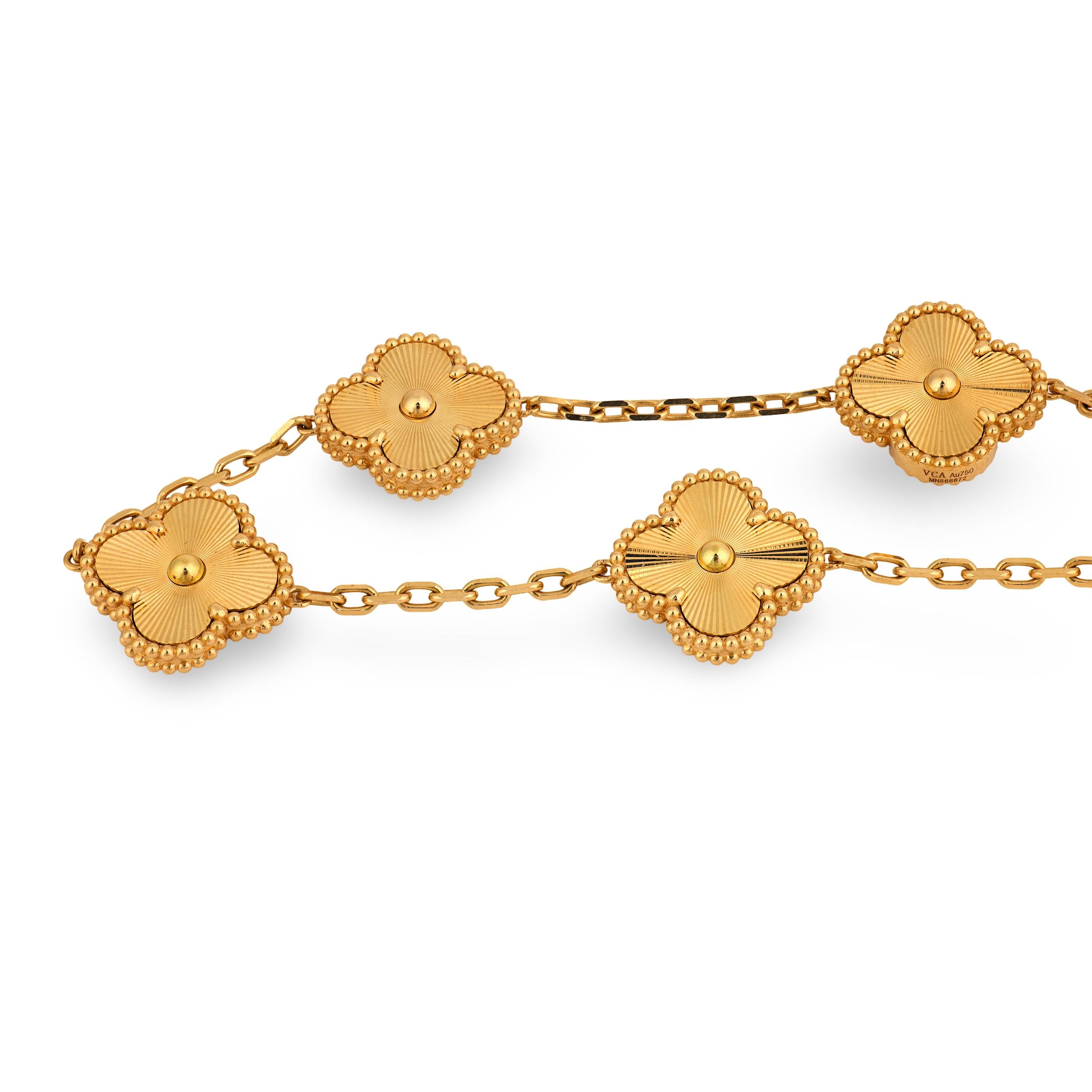 VAN CLEEF & ARPELS Estate 18k Alhambra Bracelet