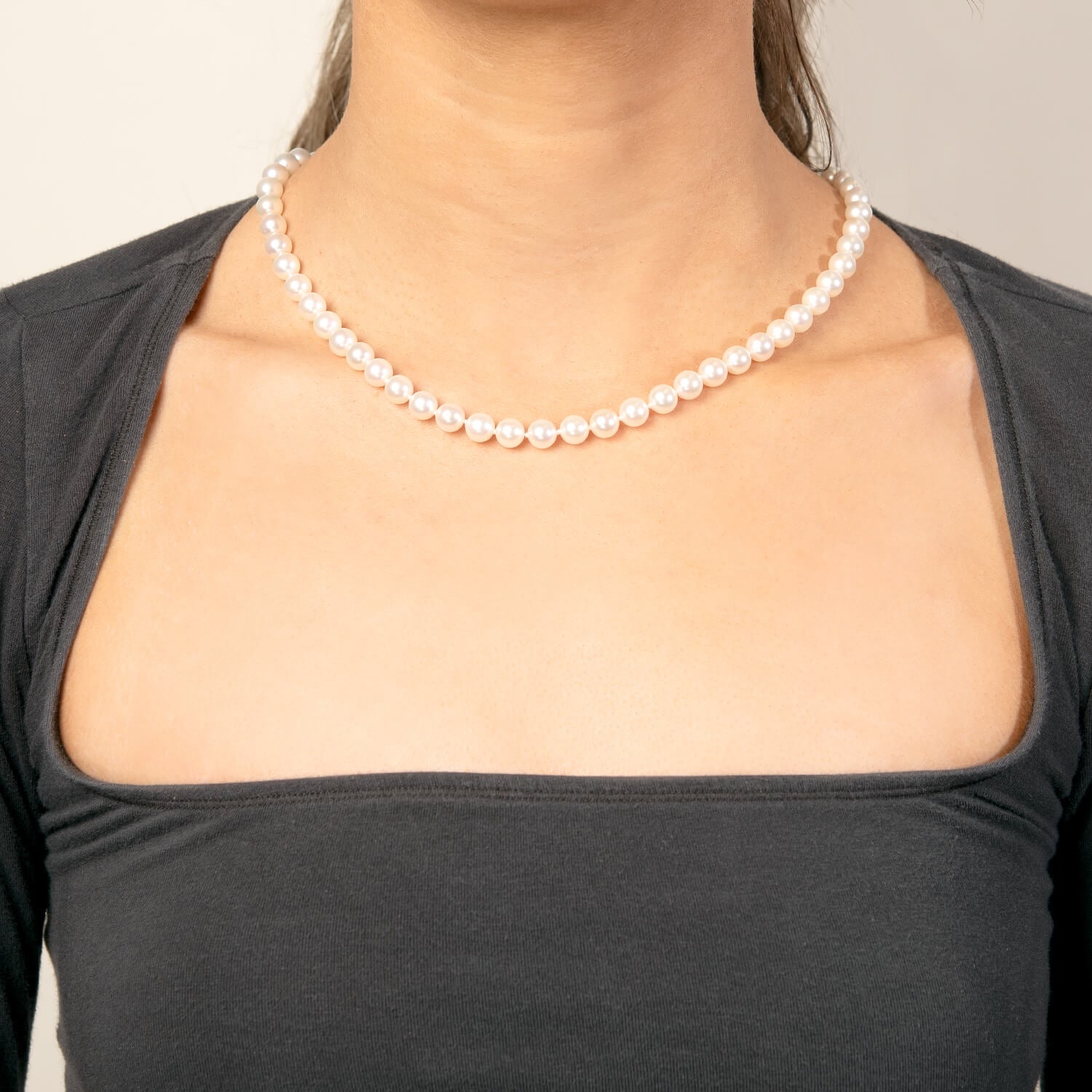 MIKIMOTO Estate Japanese 18k Pearl Necklace