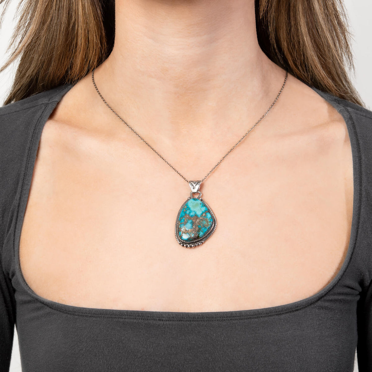 WILLETO Vintage Native American Sterling Silver Turquoise Pendant
