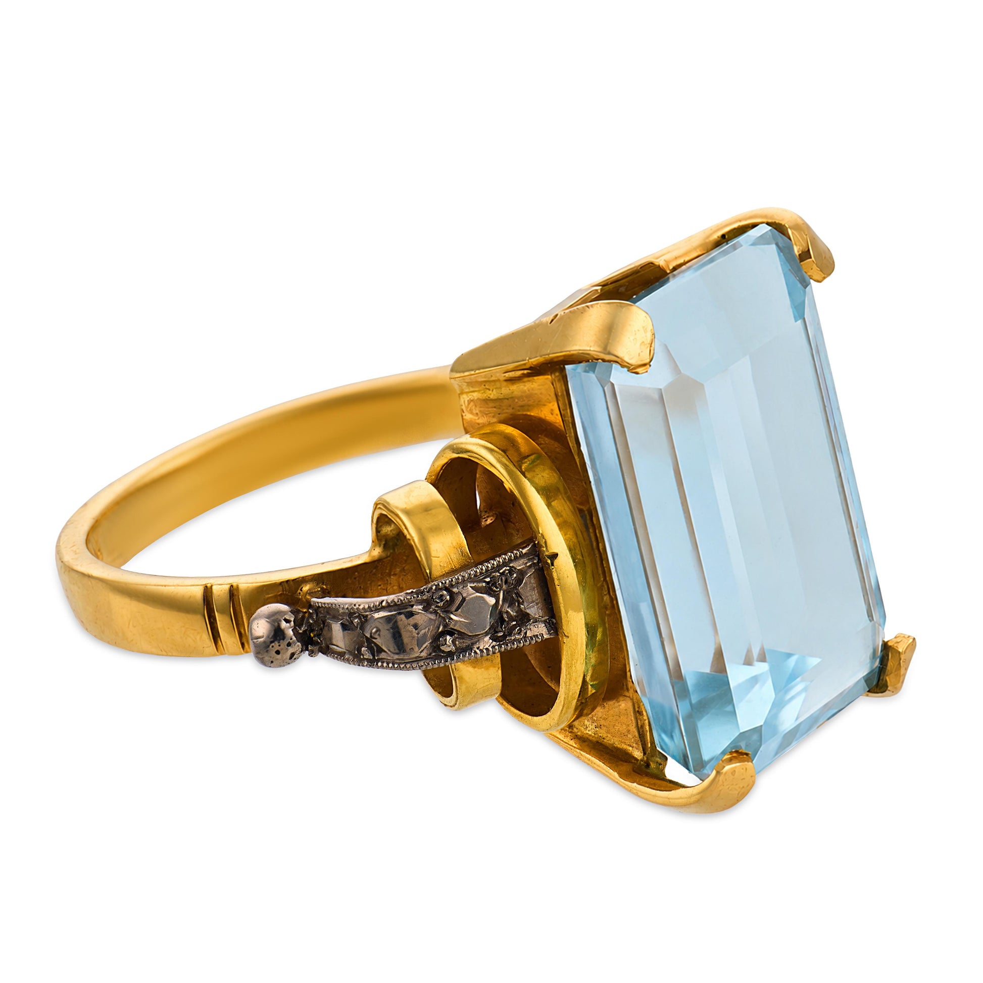 Retro 18k Aqua Ring