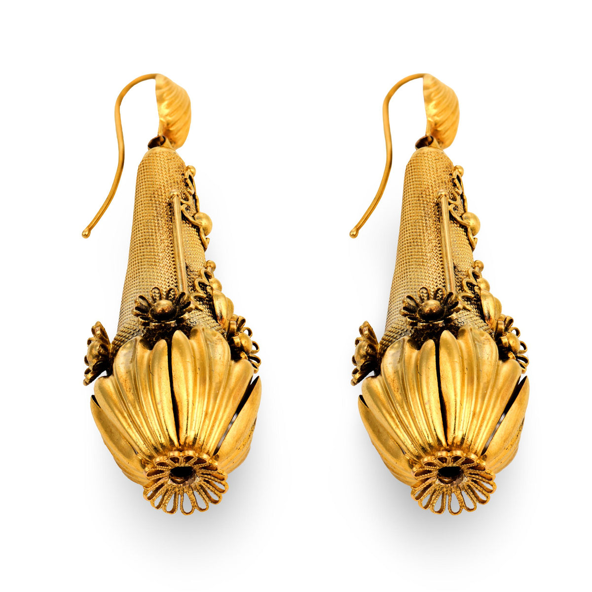 Victorian 15k Etruscan Dangle Earrings