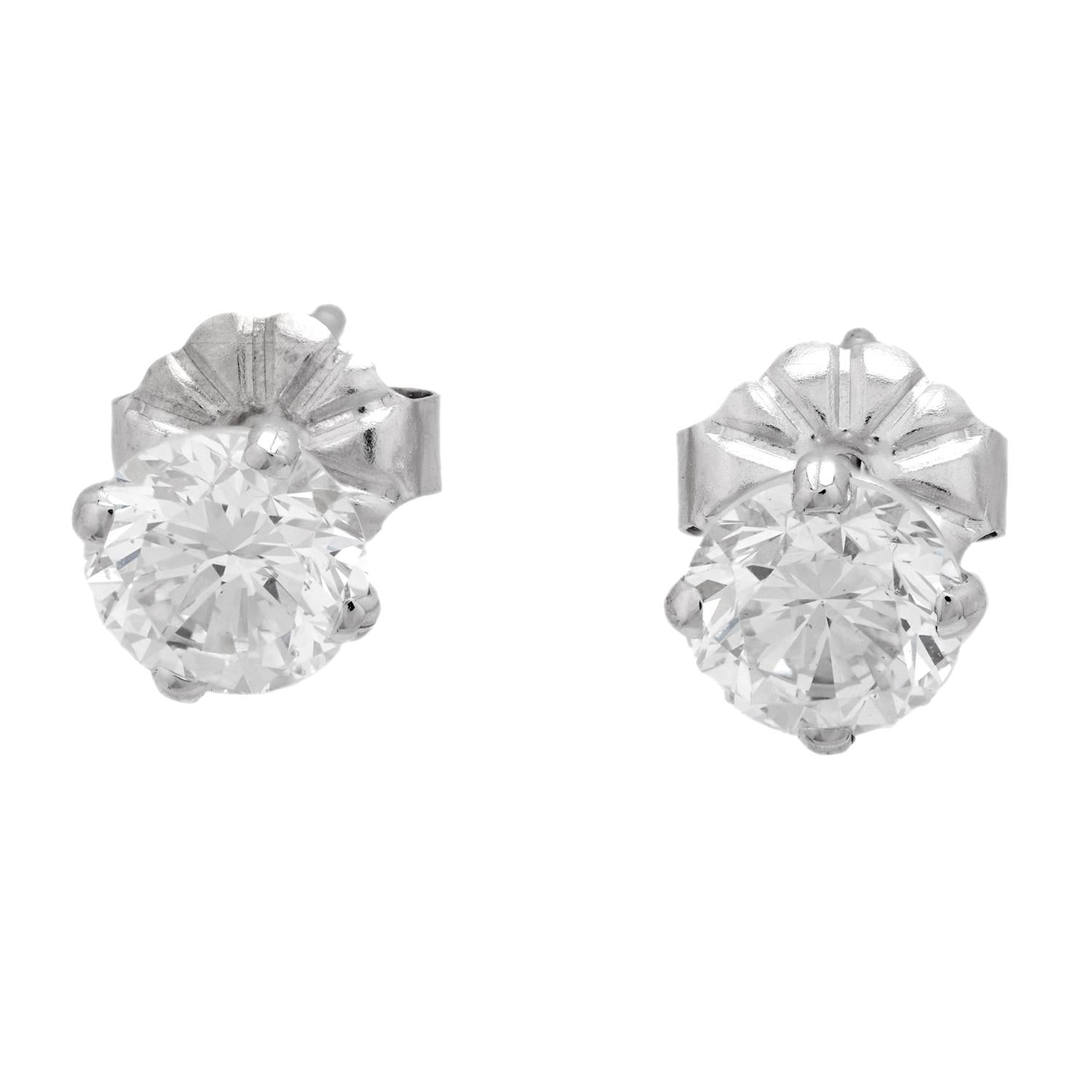 Estate 14k Diamond Stud Earrings