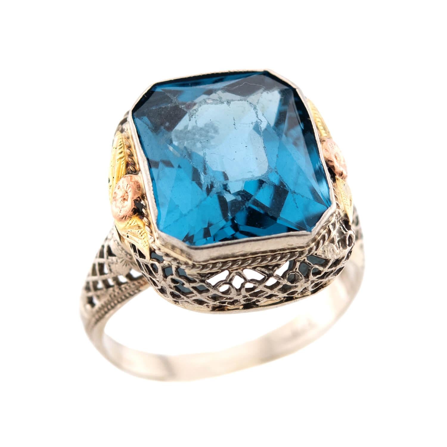 Edwardian 14k Blue Topaz Ring