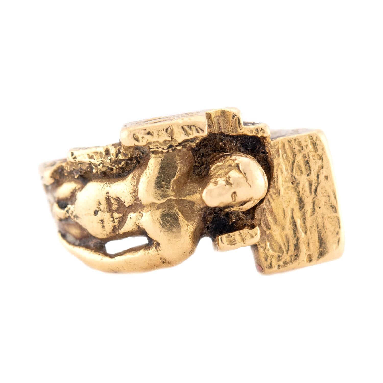 Estate 18k Brutalist Man-Motif Ring