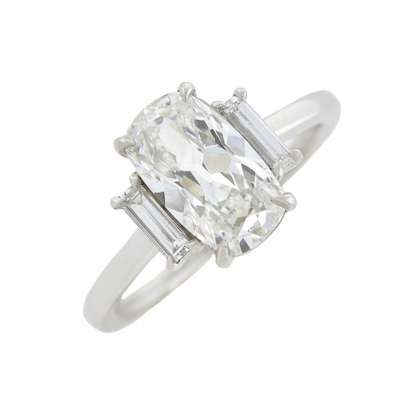 Art Deco Platinum Old Mine Oval Cut Diamond Engagement Ring 2.09ct center