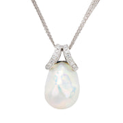 Estate 18k Pearl and Diamond Pendant Necklace