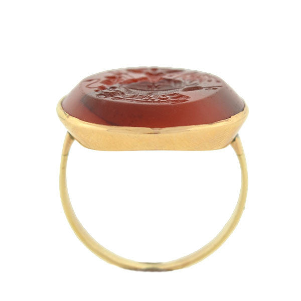 Victorian 10kt Carnelian Intaglio Family Crest Signet Ring