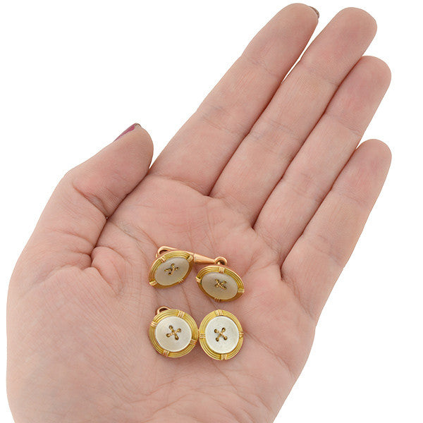 Late Victorian 15kt Mother of Pearl Button Cufflinks