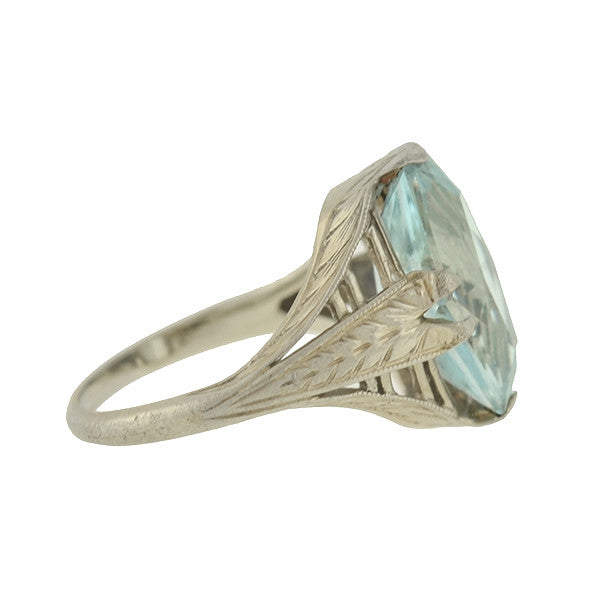 Art Deco 14kt Aquamarine Etched Filigree Ring 2.00ct