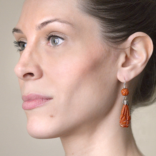 Retro Hand Carved Natural Amber Earrings