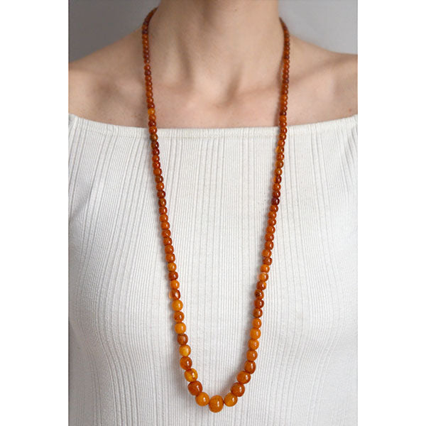 Late Art Deco Graduating Natural Amber Bead Necklace 34"
