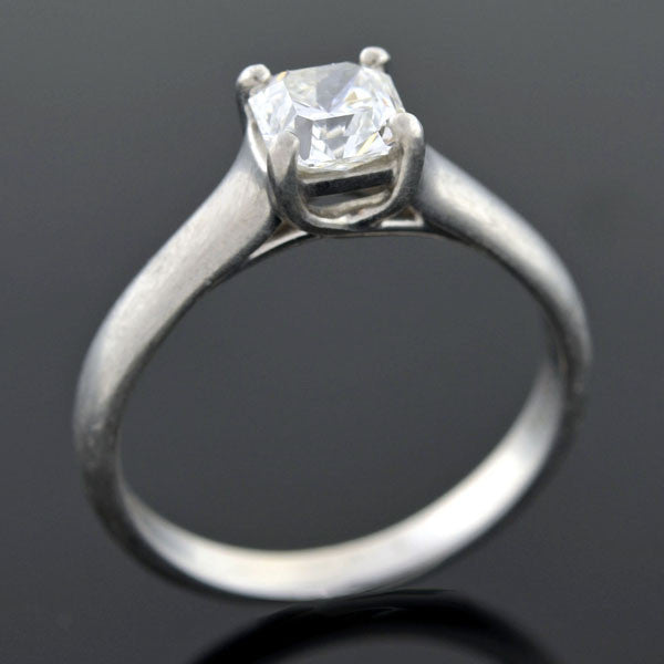 TIFFANY & CO. Estate Platinum "Lucida ®" Diamond Solitaire Ring 0.73ct