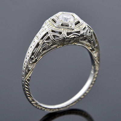 Art Deco 18kt Diamond Engagement Ring .28ct